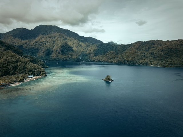 Driving in Papua New Guinea