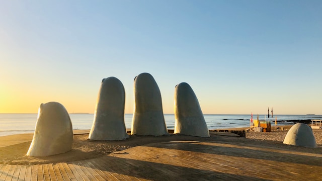 Uruguay travel documents